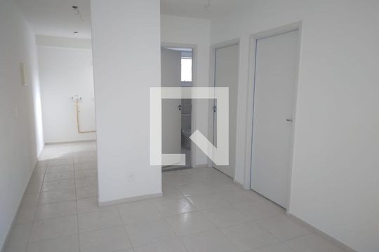 Sala/cozinha de apartamento para alugar com 2 quartos, 45m² em Campo Grande, Rio de Janeiro