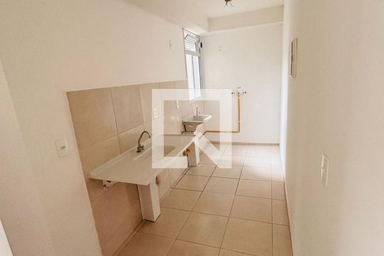 Sala/cozinha de apartamento para alugar com 2 quartos, 45m² em Campo Grande, Rio de Janeiro
