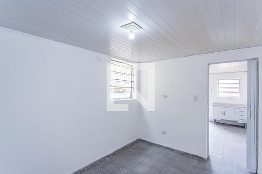 Quarto de casa para alugar com 1 quarto, 50m² em Parque Sao Luis, São Paulo