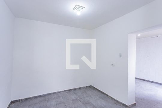 Sala de casa para alugar com 1 quarto, 50m² em Parque Sao Luis, São Paulo