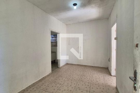 Sala  de casa para alugar com 1 quarto, 70m² em Vila Pires, Santo André