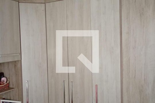 Quarto de apartamento para alugar com 2 quartos, 62m² em Vila Bocaina, Mauá