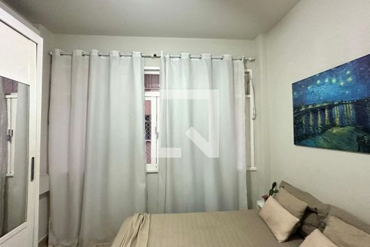 Apartamento para alugar com 2 quartos, 64m² em Copacabana, Rio de Janeiro