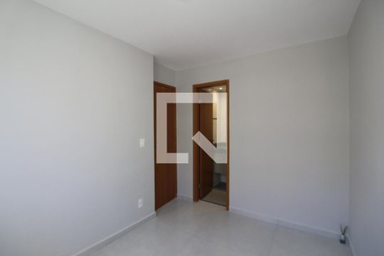 Quarto 2 de apartamento à venda com 2 quartos, 50m² em Taquara, Rio de Janeiro