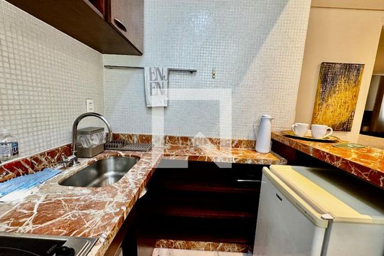 Apartamento à venda com 1 quarto, 32m² em Vila da Serra, Nova Lima
