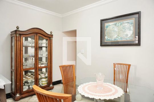 Sala de Jantar de casa à venda com 5 quartos, 240m² em Santa Amelia, Belo Horizonte