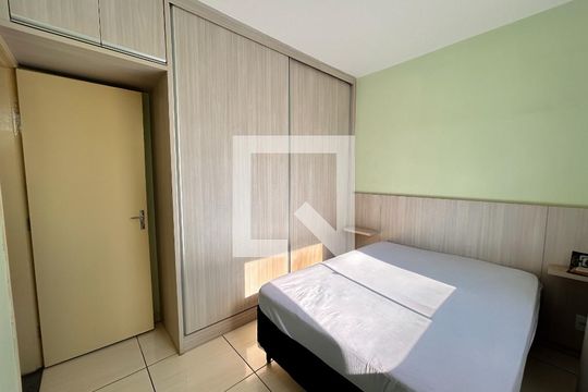 Apartamento à venda com 2 quartos, 59m² em Manacás, Belo Horizonte