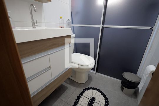 Banheiro de casa à venda com 3 quartos, 150m² em Parque Novo Oratório, Santo André