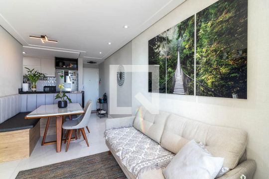 Sala de Estar de apartamento à venda com 3 quartos, 67m² em Chora Menino, São Paulo