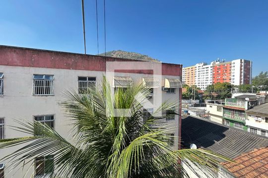 Vista da Sala de apartamento para alugar com 3 quartos, 65m² em Campinho, Rio de Janeiro
