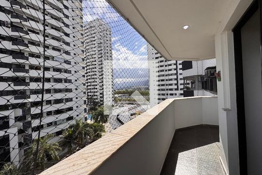 Varanda de apartamento à venda com 2 quartos, 74m² em Barra da Tijuca, Rio de Janeiro