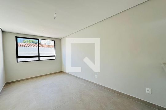Apartamento à venda com 2 quartos, 60m² em Anchieta, Belo Horizonte
