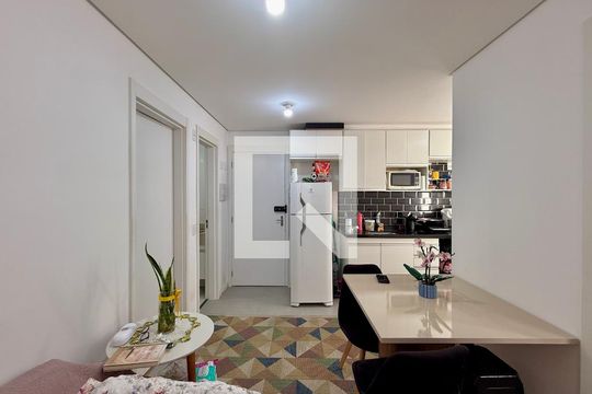 Apartamento para alugar com 2 quartos, 35m² em Santo Amaro, São Paulo