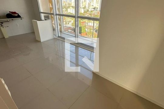 Sala de apartamento para alugar com 3 quartos, 76m² em Setor Coimbra, Goiânia