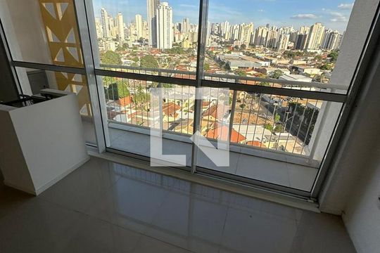 Sala de apartamento para alugar com 3 quartos, 76m² em Setor Coimbra, Goiânia