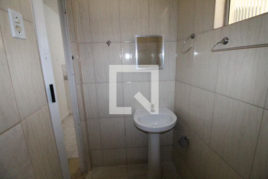 Banheiro de casa para alugar com 2 quartos, 100m² em Jardim Satélite, São José dos Campos