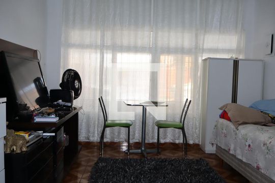 Sala de casa à venda com 4 quartos, 196m² em Jardim Vila Formosa, São Paulo