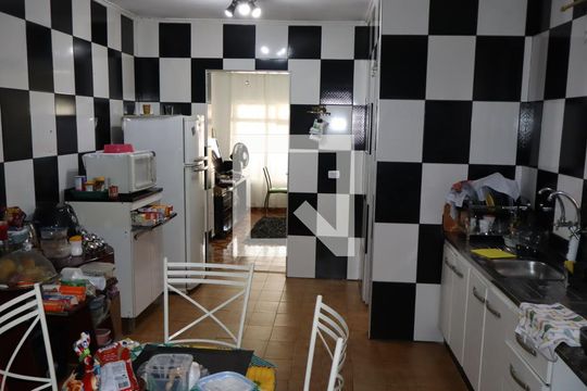 Cozinha de casa à venda com 4 quartos, 196m² em Jardim Vila Formosa, São Paulo