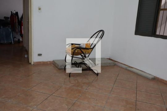 Suíte de casa à venda com 4 quartos, 196m² em Jardim Vila Formosa, São Paulo