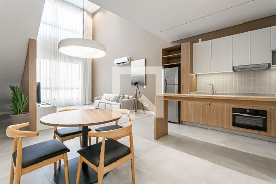 Apartamento para alugar com 1 quarto, 93m² em Saco Grande, Florianópolis