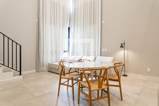 Apartamento para alugar com 1 quarto, 90m² em Saco Grande, Florianópolis