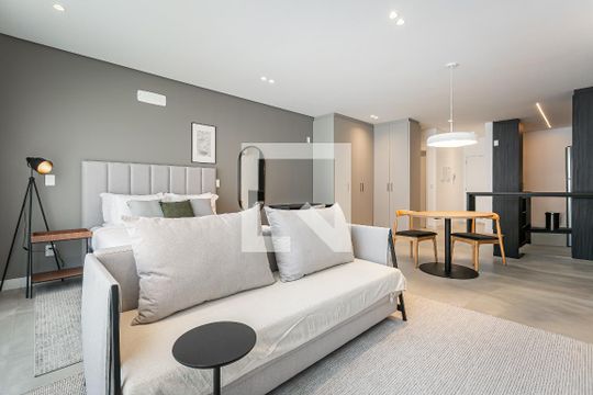 Apartamento para alugar com 1 quarto, 58m² em Saco Grande, Florianópolis