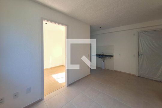 Sala de apartamento para alugar com 2 quartos, 51m² em Várzea das Moças, Niterói