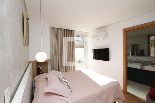 Quarto 1 - Suíte de apartamento à venda com 4 quartos, 243m² em Grajaú, Belo Horizonte