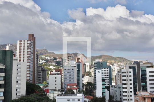 Sala -Vista de apartamento para alugar com 2 quartos, 141m² em Serra, Belo Horizonte