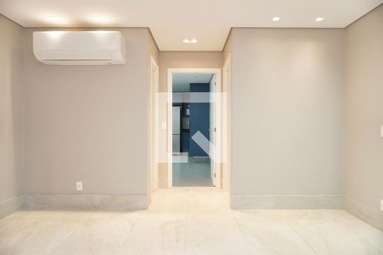 Sala de apartamento para alugar com 2 quartos, 141m² em Serra, Belo Horizonte