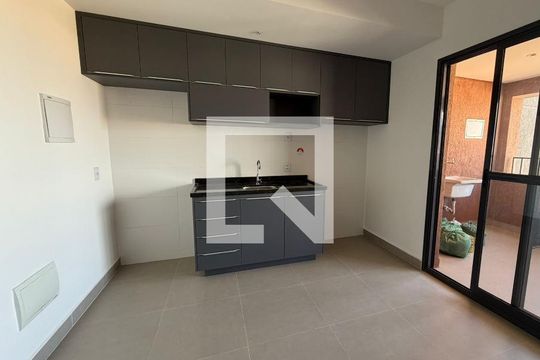 Sala/Cozinha de apartamento para alugar com 1 quarto, 44m² em Granja Marileusa, Uberlândia