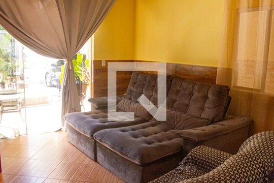 Casa para alugar com 3 quartos, 180m² em Guaratiba, Rio de Janeiro