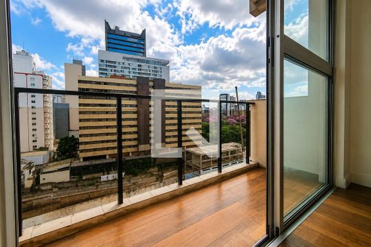 Varanda de apartamento para alugar com 1 quarto, 50m² em Cerqueira César, São Paulo