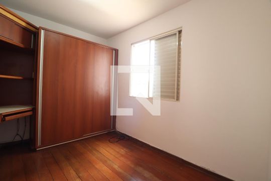 Quarto 1 de apartamento para alugar com 3 quartos, 140m² em Centro, Uberlândia