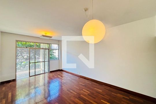 Apartamento para alugar com 3 quartos, 135m² em Botafogo, Rio de Janeiro