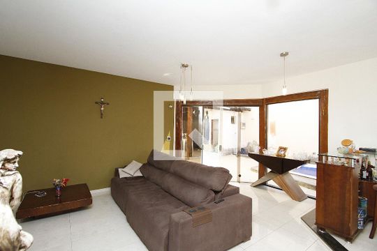 Sala de casa à venda com 6 quartos, 400m² em São Bento, Belo Horizonte