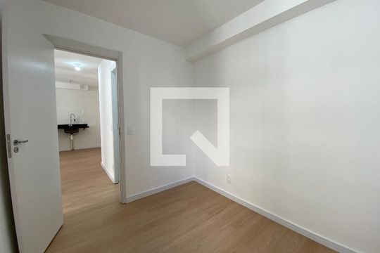 Quarto de apartamento à venda com 2 quartos, 37m² em Jaguaré, São Paulo