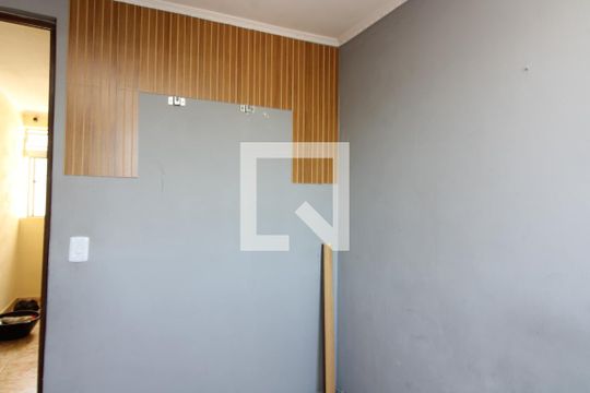 Quarto 1 de apartamento para alugar com 2 quartos, 50m² em Conjunto Habitacional Padre Manoel de Paiva, São Paulo