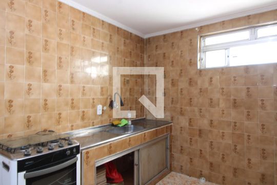 Cozinha de apartamento para alugar com 2 quartos, 50m² em Conjunto Habitacional Padre Manoel de Paiva, São Paulo