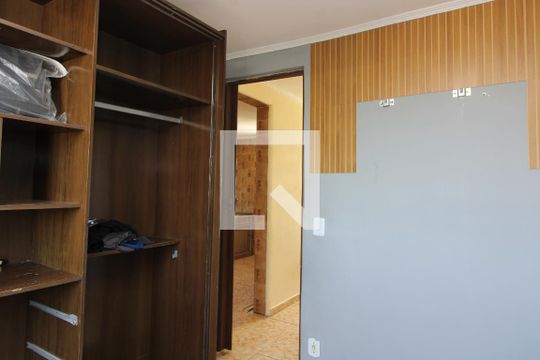 Quarto 1 de apartamento para alugar com 2 quartos, 50m² em Conjunto Habitacional Padre Manoel de Paiva, São Paulo