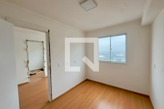 Quarto 1 de apartamento à venda com 2 quartos, 36m² em Vila das Bandeiras, Guarulhos