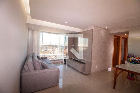 Sala de Estar de apartamento para alugar com 3 quartos, 79m² em Caiçaras, Belo Horizonte