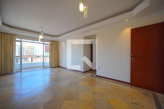 Apartamento para alugar com 3 quartos, 124m² em Balneário, Florianópolis
