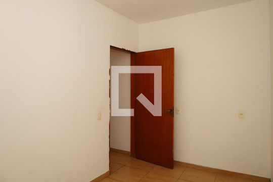 Quarto 1 de casa para alugar com 3 quartos, 132m² em Jardim das Oliveiras, São Paulo