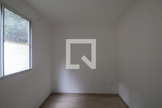 Quarto 2 de apartamento à venda com 2 quartos, 42m² em Olaria, Canoas