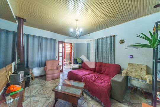 Casa para alugar com 3 quartos, 250m² em Planalto, Viamão