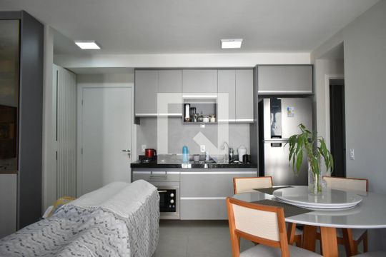 Sala de apartamento à venda com 2 quartos, 50m² em Planalto Paulista, São Paulo