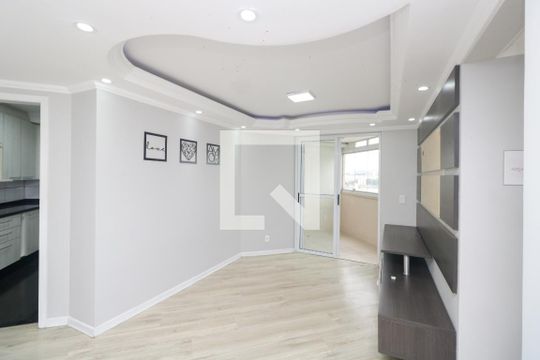 Sala de apartamento à venda com 3 quartos, 72m² em Jardim Monte Libano, Santo André