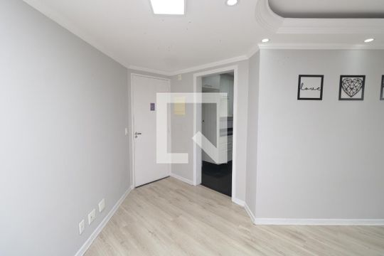 Sala de apartamento à venda com 3 quartos, 72m² em Jardim Monte Libano, Santo André