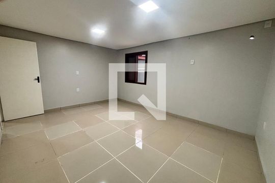 Casa para alugar com 3 quartos, 400m² em Santo Afonso, Novo Hamburgo